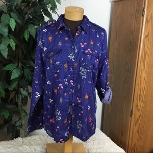 JACLYN Smith XL royal blue floral button down roll sleeve top